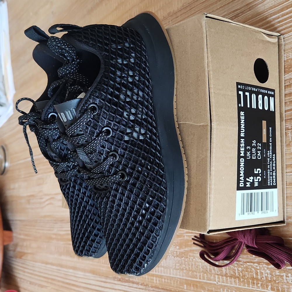 No Bull Diamond Mesh Runner women's 5.5